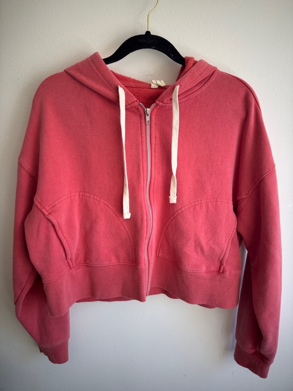La Hearts Cropped Zip Hoodie in Coral Pink with White Tag